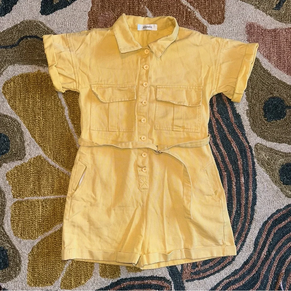 Storets Yellow denim shorts romper/jumpsuit. Utility style. 100%‎ cotton size M